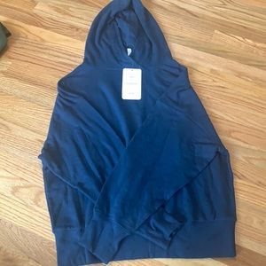 FABLETICS BLUE SWEATSHIRT SIZE SMALL (6) WITH TAGS
